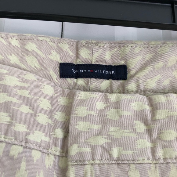 TOMMY HILFIGER WOMEN'S BEIGE PRINT CAPRI PANTS SIZE 8 COTTON - Picture 3 of 7